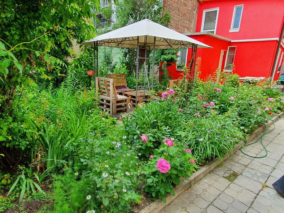 Апартаменты Modern And Old Lodge София